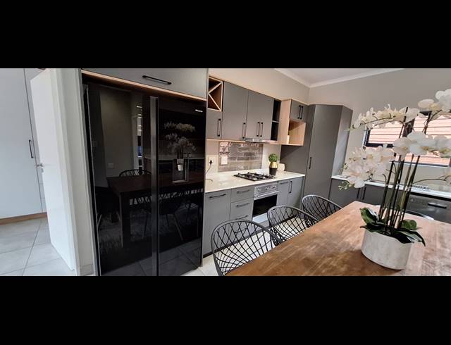 3 BEDROOM SECTIONAL TITLE FOR SALE IN BOARDWALK VILLAS